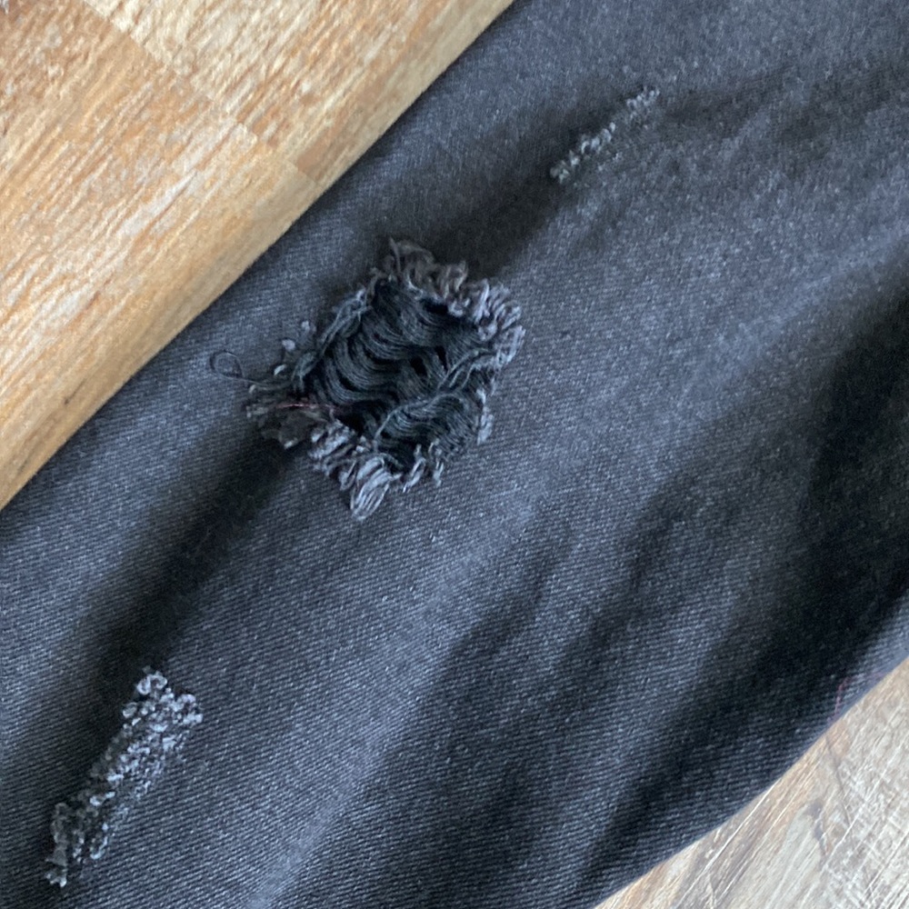 FASHION NOVA Long Distressed Denim Jacket w/ Faux Fur Collar - Picture 5 of 6